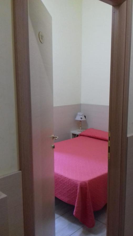 Guest House Hola Roma Экстерьер фото